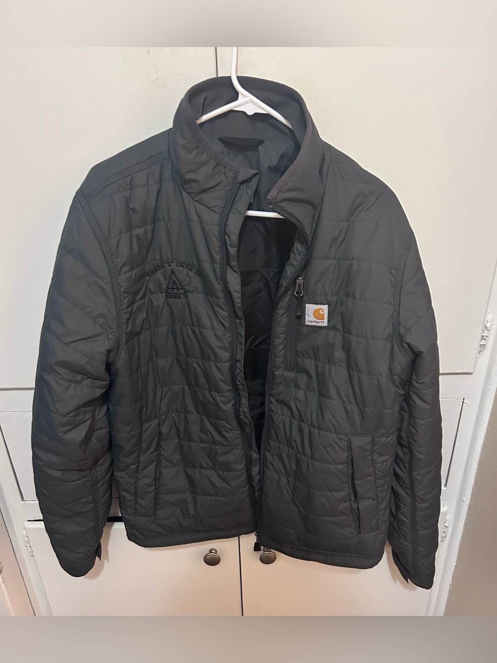 Carhartt men’s size small jacket with “triangle & cattle co.” Embroidered